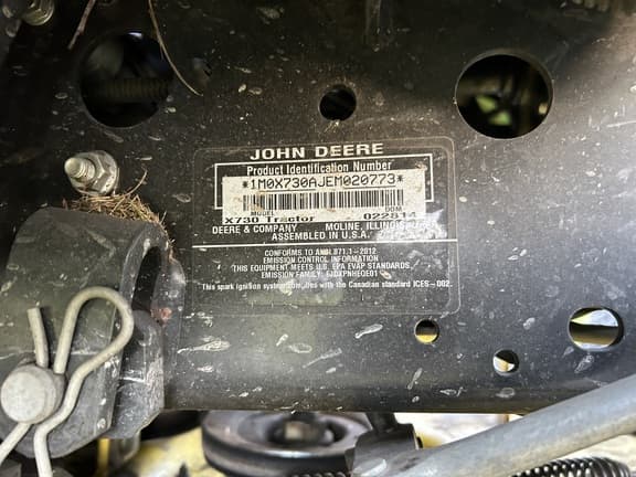 Image of John Deere X730 equipment image 4