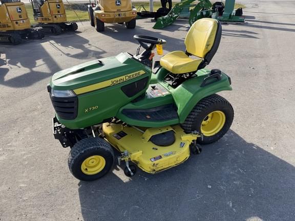 Image of John Deere X730 Primary image