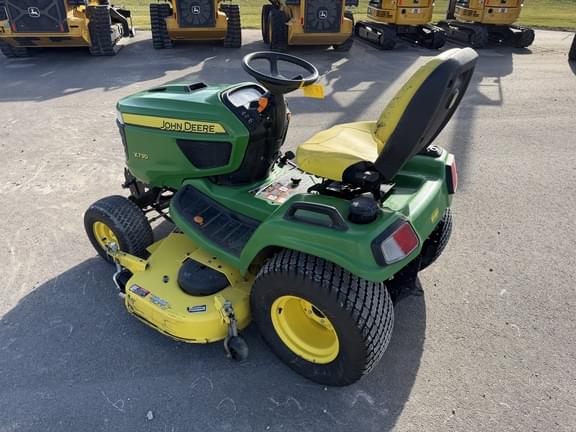 Image of John Deere X730 equipment image 1