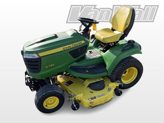 2014 John Deere X730 Equipment Image0