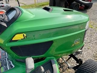Image of John Deere X734 equipment image 2