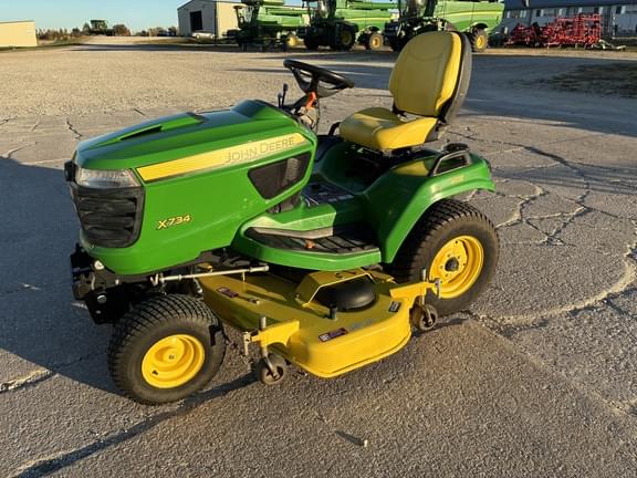 Image of John Deere X734 Primary image