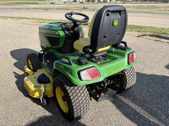 Image of John Deere X734 equipment image 4