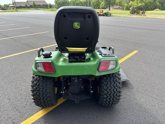 Image of John Deere X738 equipment image 3