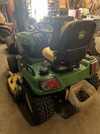 Image of John Deere X738 equipment image 1