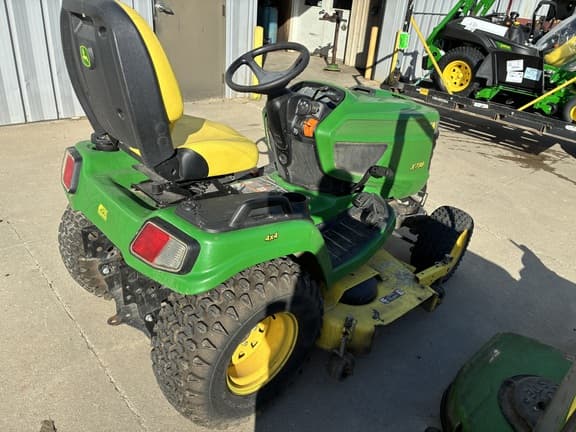 Image of John Deere X738 equipment image 4