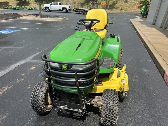 Image of John Deere X738 equipment image 2