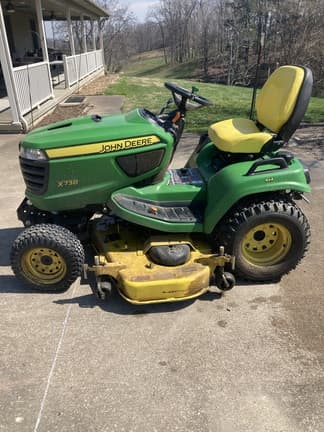 Image of John Deere X738 Primary image