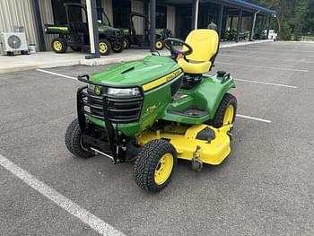 2014 John Deere X738 Equipment Image0