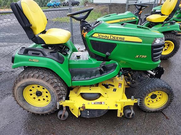 Image of John Deere X739 Primary image