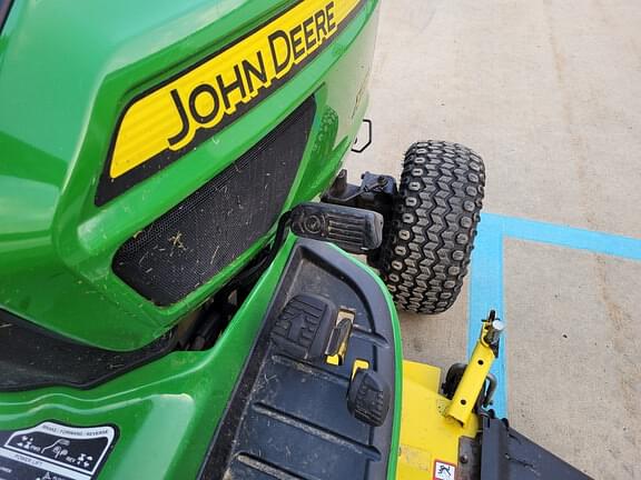 Image of John Deere X739 equipment image 2