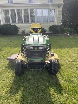 Image of John Deere X739 equipment image 1