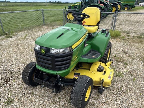 2014 John Deere X750 Equipment Image0
