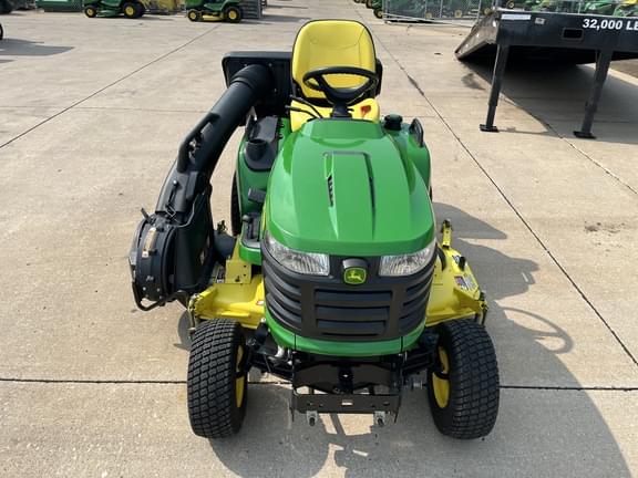 Image of John Deere X754 equipment image 1