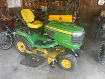 Main image John Deere X754