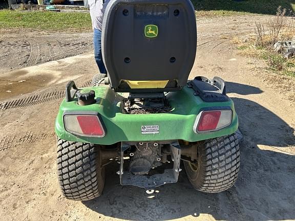 Image of John Deere X754 equipment image 4