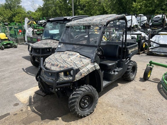 Main image John Deere XUV 550