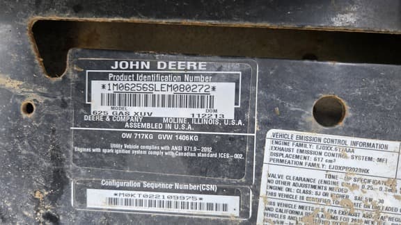 Image of John Deere Gator XUV 625i equipment image 4