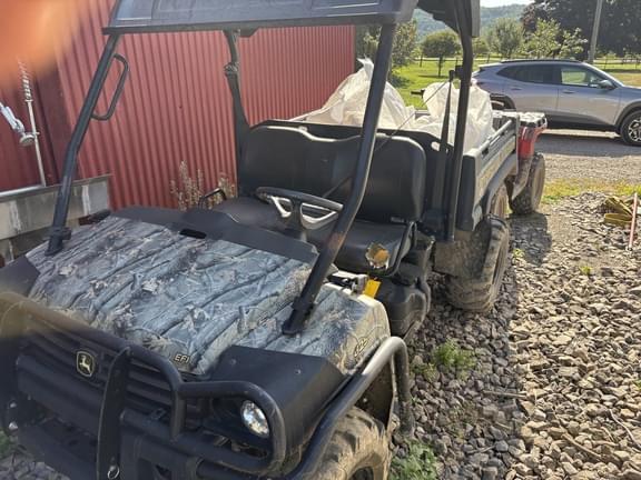 Image of John Deere XUV 625i equipment image 2