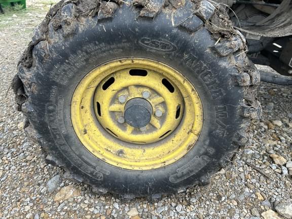Image of John Deere XUV 625i equipment image 3