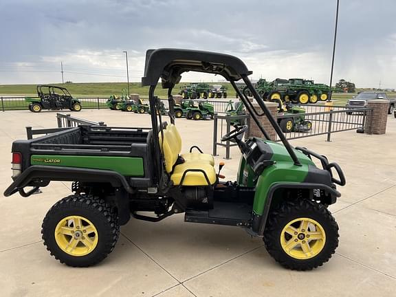 Image of John Deere XUV 625i equipment image 3