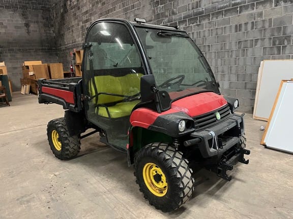 2014 John Deere XUV 625i Equipment Image0