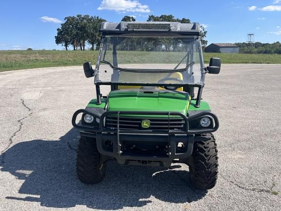 Image of John Deere Gator XUV 825i equipment image 2