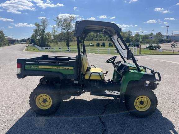 Image of John Deere Gator XUV 825i equipment image 4