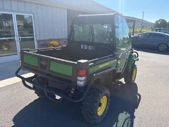 Image of John Deere Gator XUV 825i equipment image 2