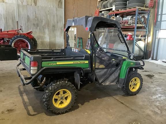 Image of John Deere Gator XUV 825i equipment image 2