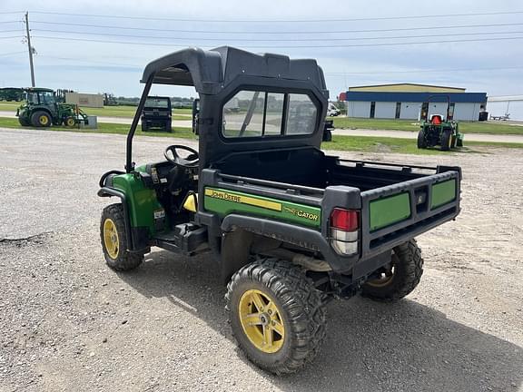Image of John Deere Gator XUV 825i equipment image 4