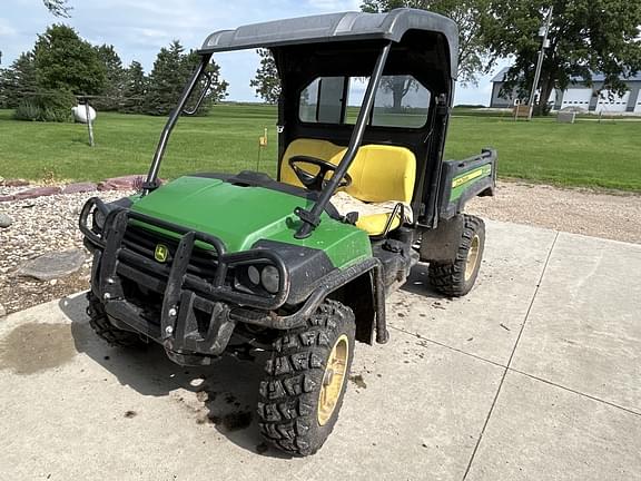 Image of John Deere Gator XUV 825i equipment image 2