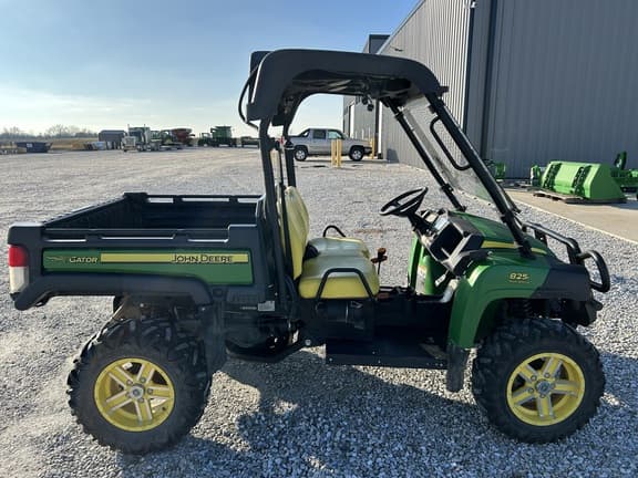 Image of John Deere Gator XUV 825i equipment image 3
