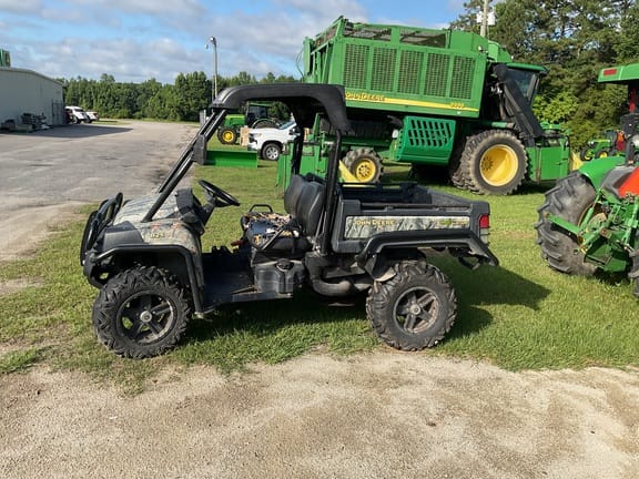 2014 John Deere Gator XUV 825i Equipment Image0