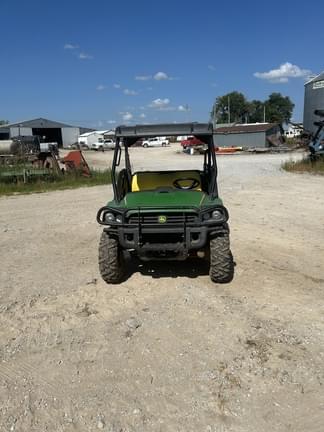 Image of John Deere Gator XUV 825i equipment image 1