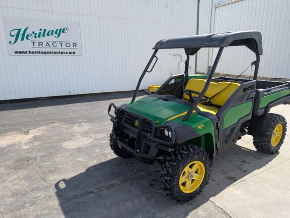 2014 John Deere Gator XUV 825i Equipment Image0