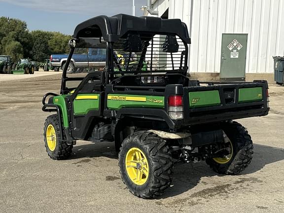 Image of John Deere Gator XUV 825i equipment image 2