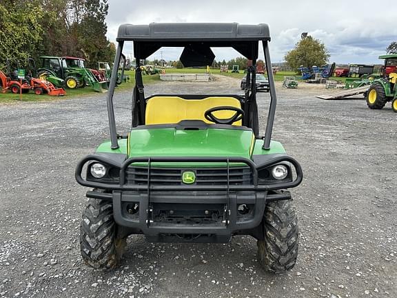 Image of John Deere Gator XUV 825i equipment image 1