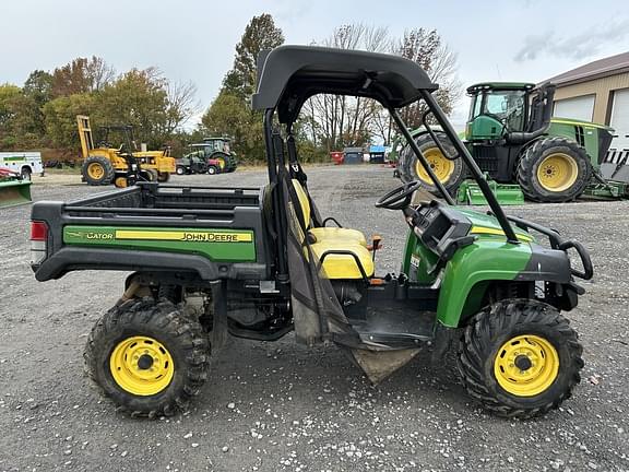 Image of John Deere Gator XUV 825i equipment image 2