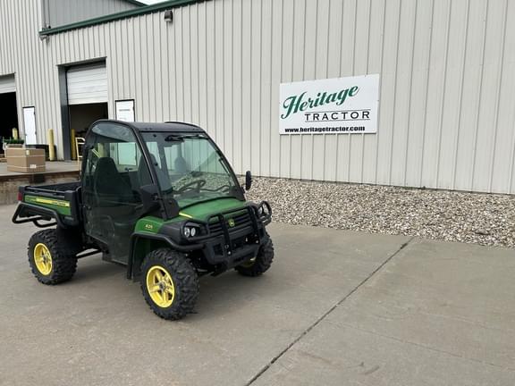Image of John Deere Gator XUV 825i equipment image 1