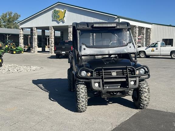 Image of John Deere Gator XUV 825i equipment image 1