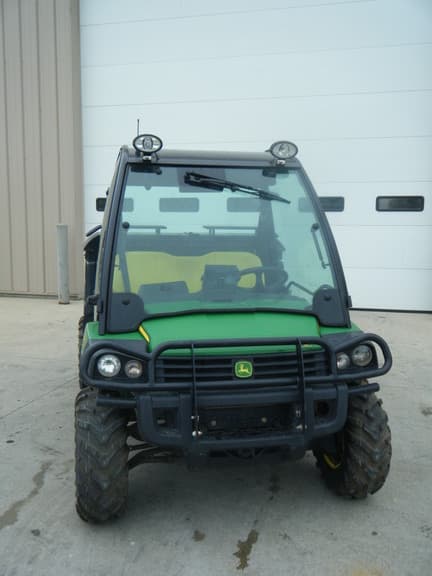 Image of John Deere Gator XUV 825i equipment image 3