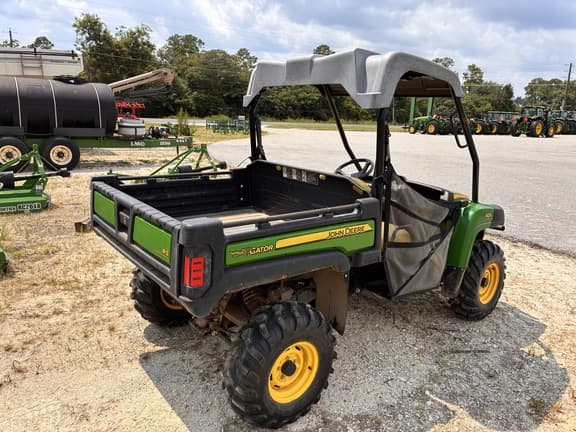 Image of John Deere Gator XUV 825i equipment image 4