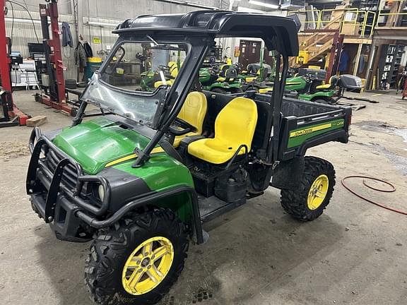 Image of John Deere Gator XUV 825i equipment image 1