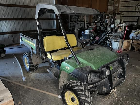 Image of John Deere Gator XUV 825i equipment image 1