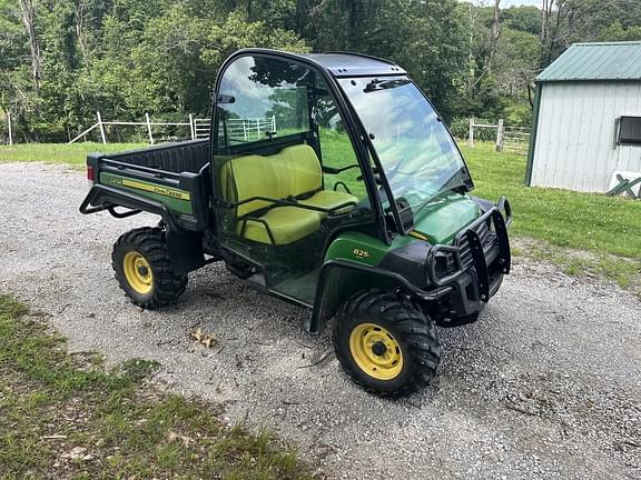 Image of John Deere Gator XUV 825i equipment image 1