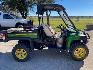 Image of John Deere Gator XUV 825i equipment image 4