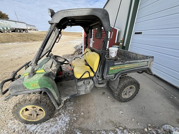 Image of John Deere Gator XUV 825i equipment image 1