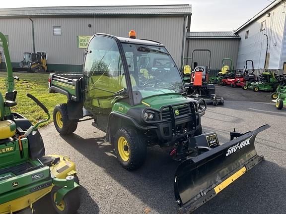 Image of John Deere Gator XUV 825i Image 0