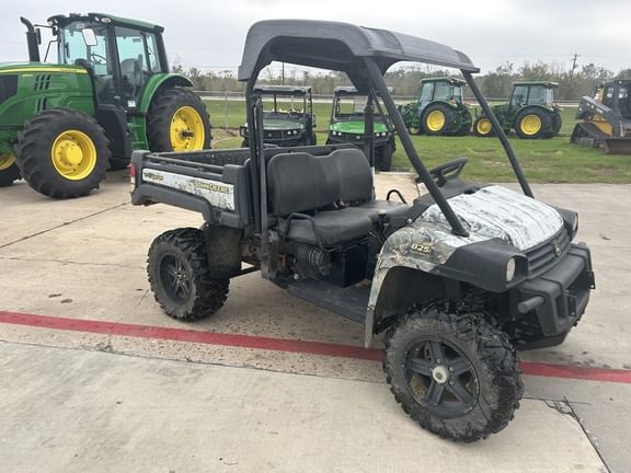 2013 John Deere Gator XUV 825i Equipment Image0